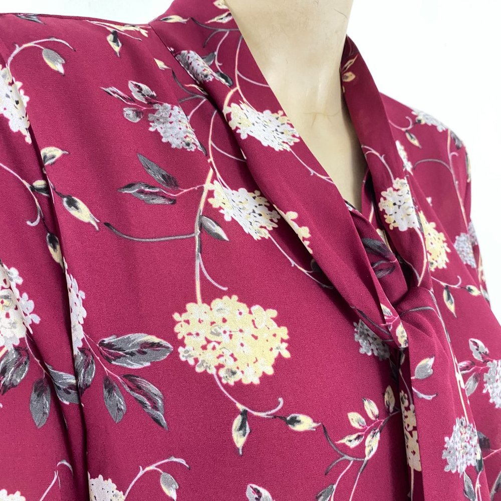 Worthington Petite L Women’s Top Burgundy Floral Blouse Long Sleeve Bell Shirt